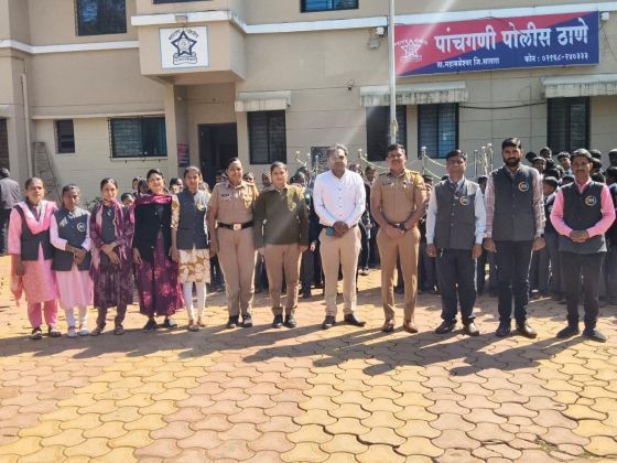 Visit to Police Station – photo 1